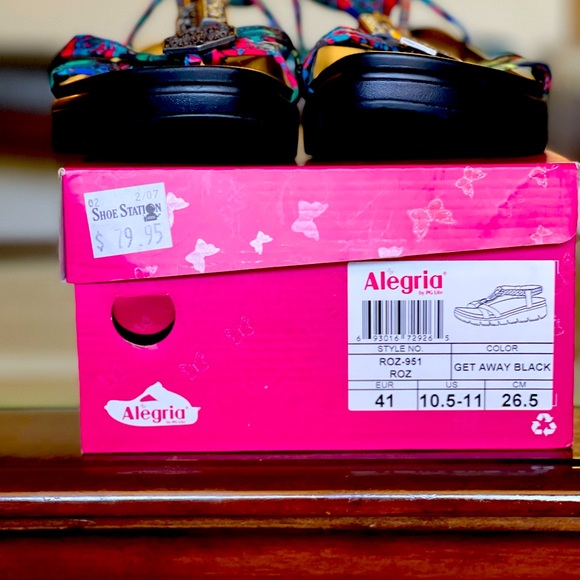 Women Sandals size 10.5 - 11 - Picture 5 of 5